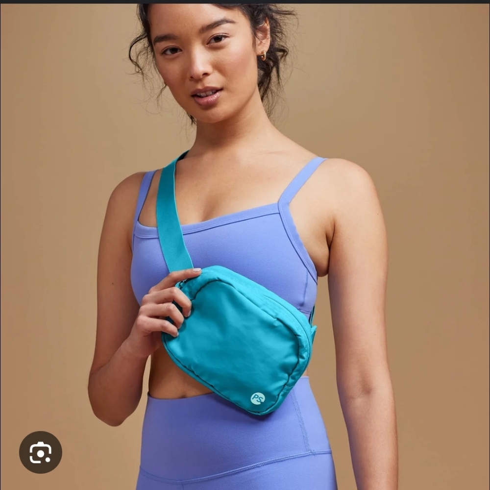 Popsugar waist pack/ crossbody - Picture 4 of 6